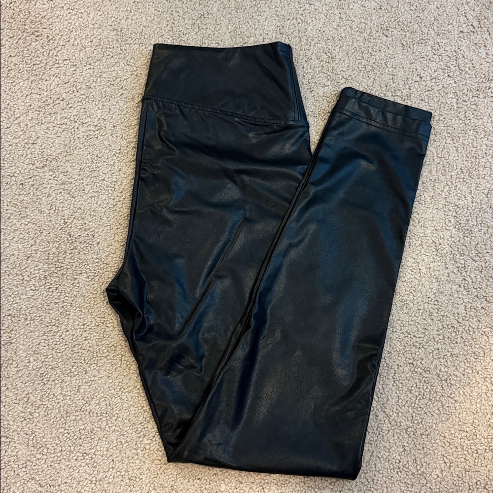 Boston Proper Black Faux Leather Pants - Picture 4 of 4